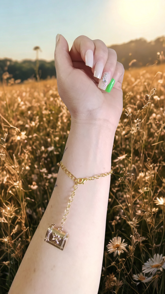 Adjustable Dangle Paw Mail Gold Chain Bracelet